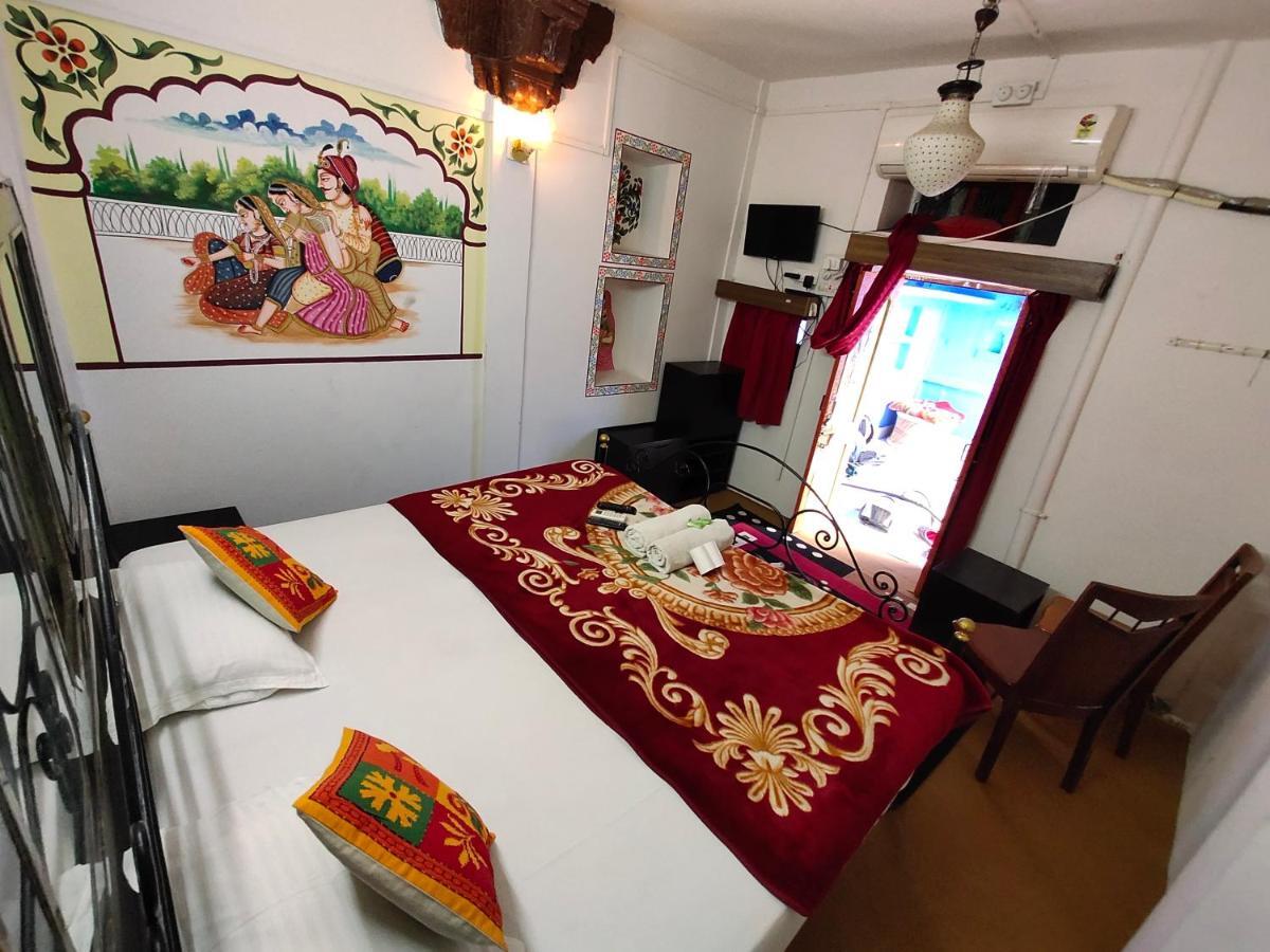 Jaswant Bhawan Home Stay Джодхпур Екстер'єр фото